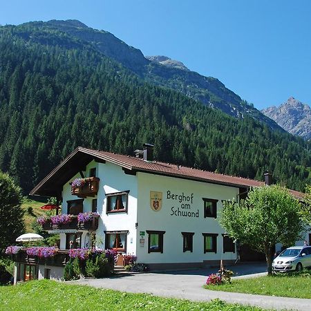 Berghof Am Schwand Hotel Hinterhornbach Bagian luar foto