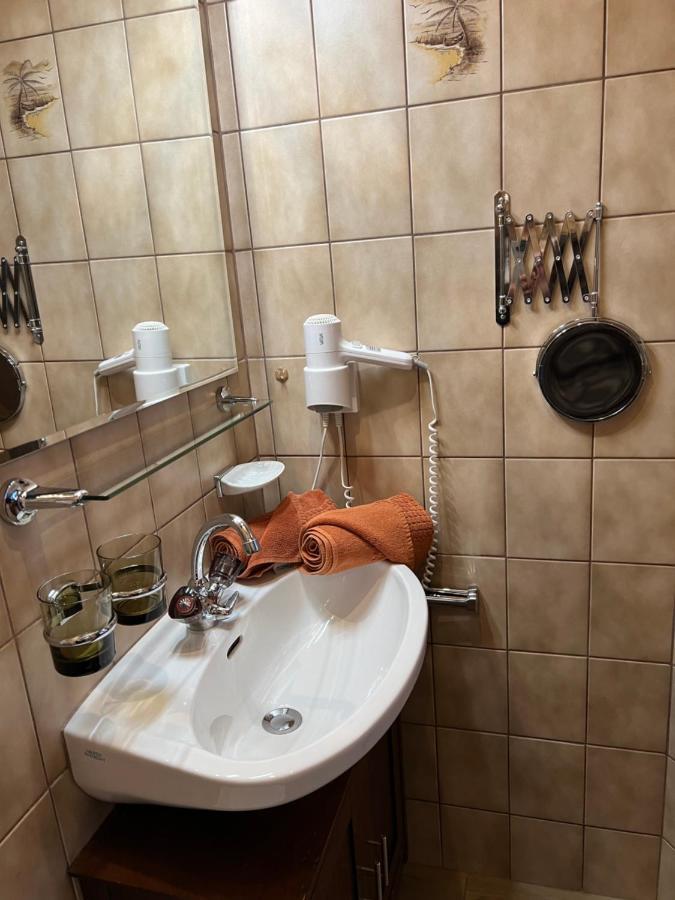 Berghof Am Schwand Hotel Hinterhornbach Bagian luar foto