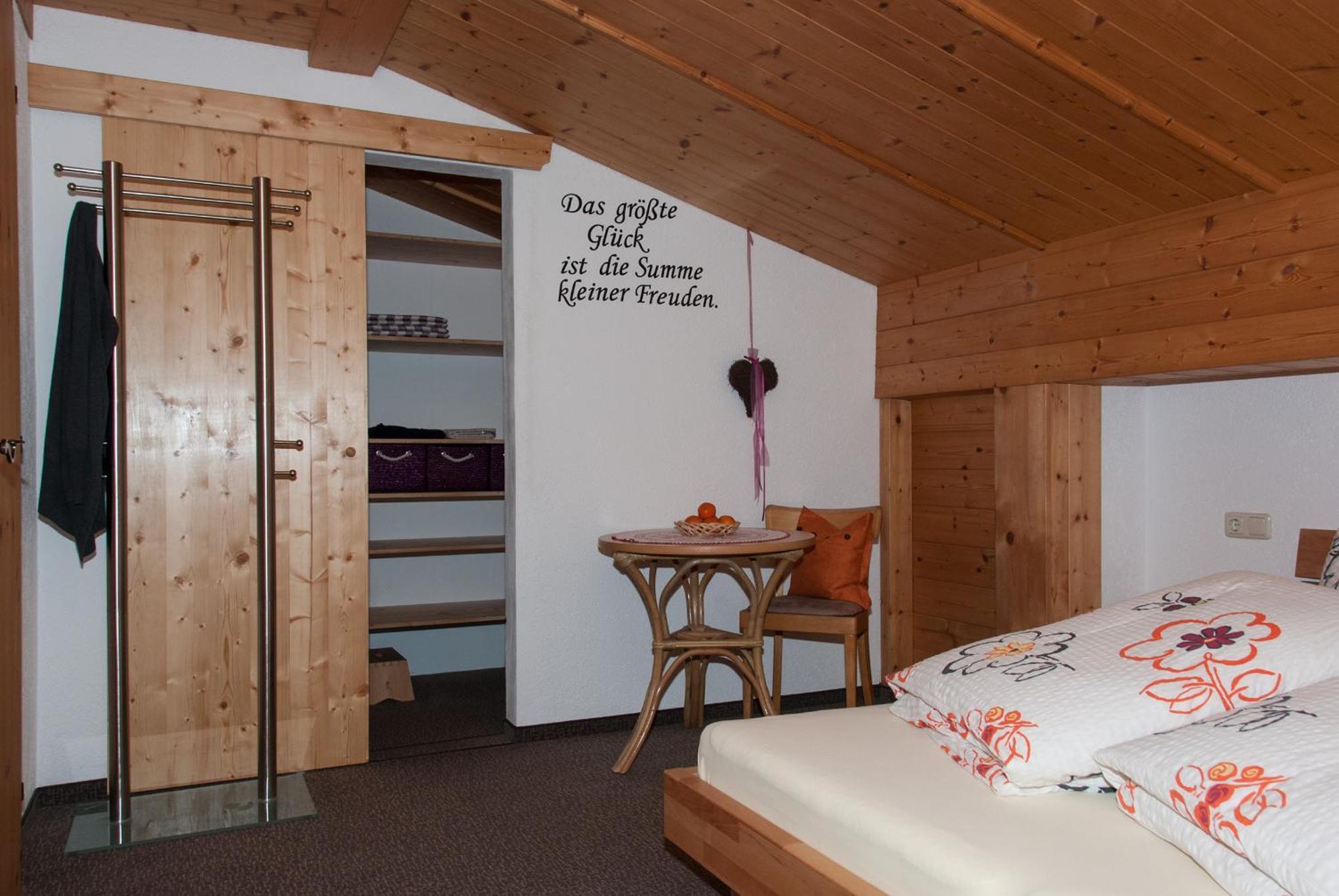 Berghof Am Schwand Hotel Hinterhornbach Ruang foto