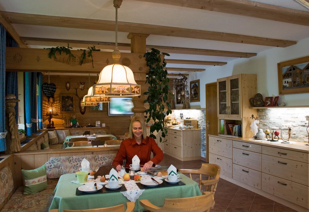 Berghof Am Schwand Hotel Hinterhornbach Bagian luar foto