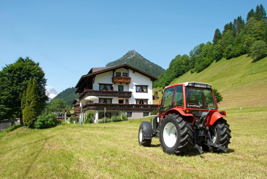 Berghof Am Schwand Hotel Hinterhornbach Bagian luar foto